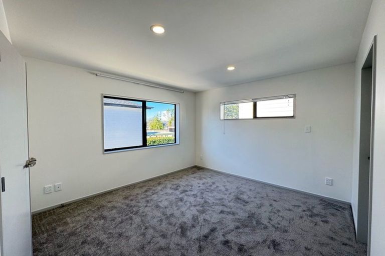 Photo of property in 14a Grove Lane, Pakuranga, Auckland, 2010
