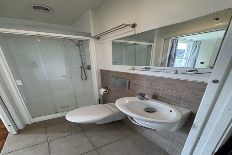 Photo of property in 77 Brougham Street, Mount Victoria, Wellington, 6011