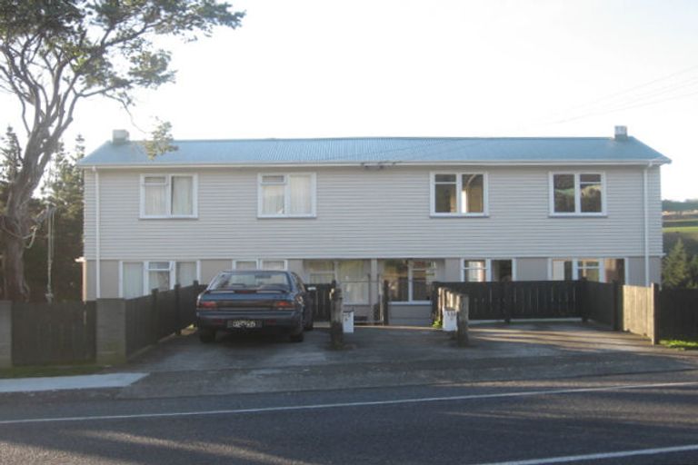Photo of property in 115a-b Champion Street, Cannons Creek, Porirua, 5024