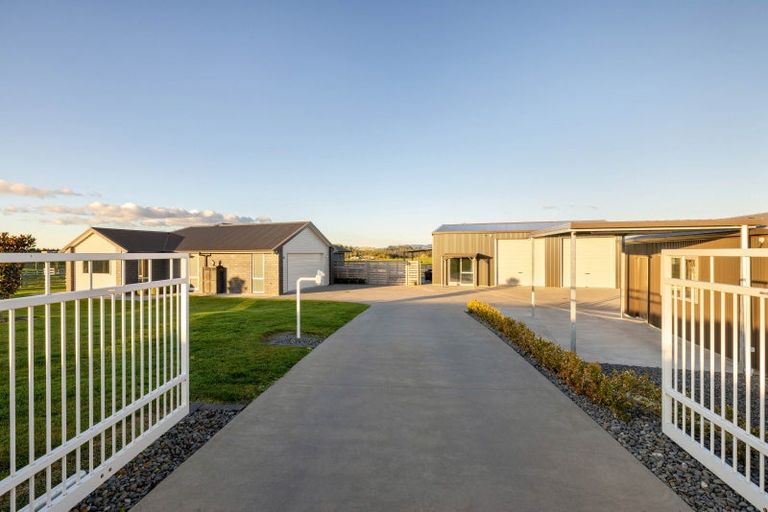 Photo of property in 10 Betty May Drive, Pyes Pa, Tauranga, 3173