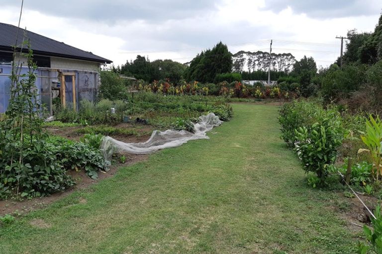 Photo of property in 1217 Glenbrook Road, Glenbrook, Waiuku, 2681