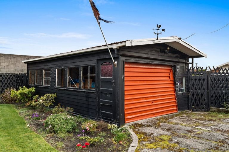 Photo of property in 132 Melbourne Street, South Dunedin, Dunedin, 9012