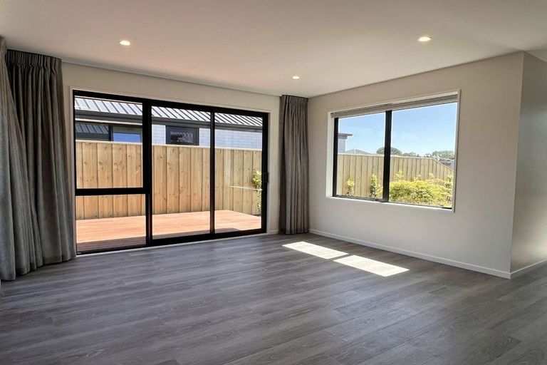 Photo of property in 7 Chambers Avenue, Woodend, 7610