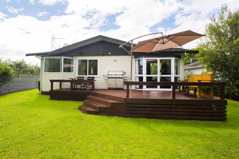 Photo of property in 9 Mason Street, Riverdale, Gisborne, 4010