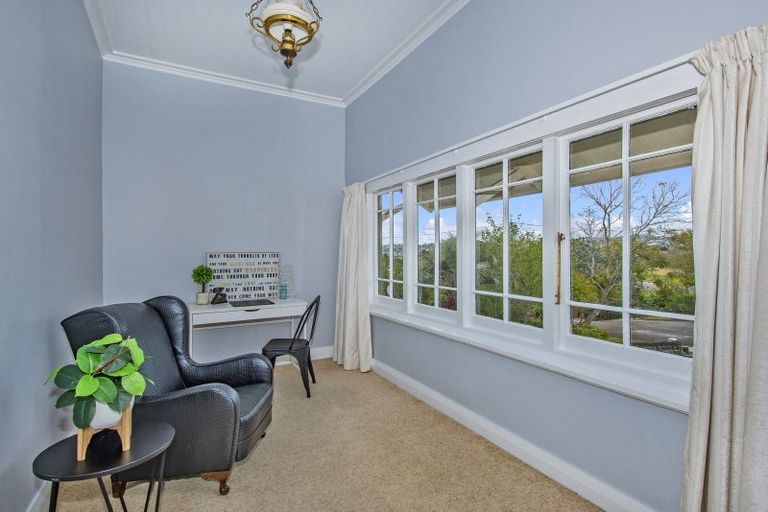 Photo of property in 11 Kent Road, Regent, Whangarei, 0112