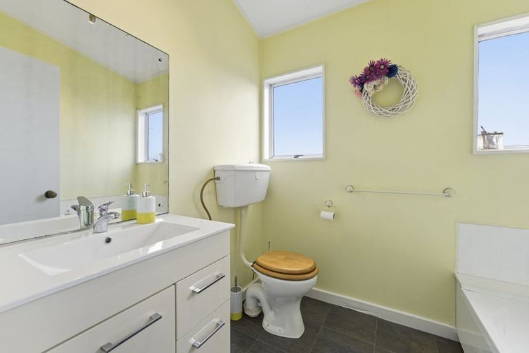 Photo of property in 112b Parkers Road, Tahunanui, Nelson, 7011