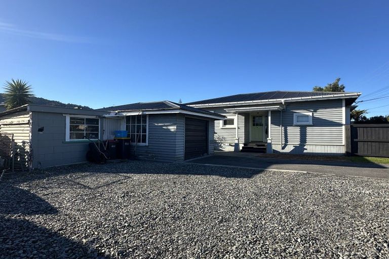 Photo of property in 61 Marlborough Street, Greymouth, 7805