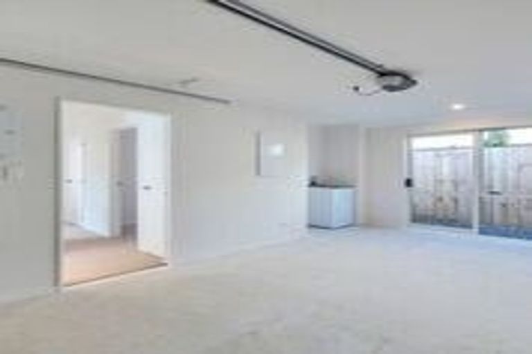 Photo of property in 78 Totara Meadows Court, Wiri, Auckland, 2104