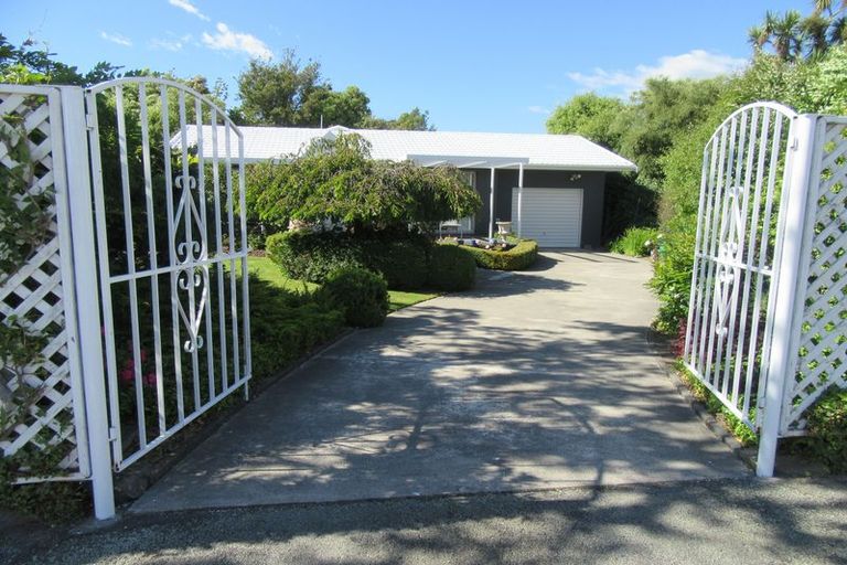 Photo of property in 17 Churchill Place, Waimate, 7924