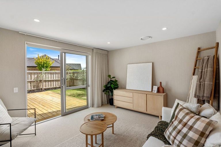 Photo of property in 13 Finstock Way, Rolleston, 7614