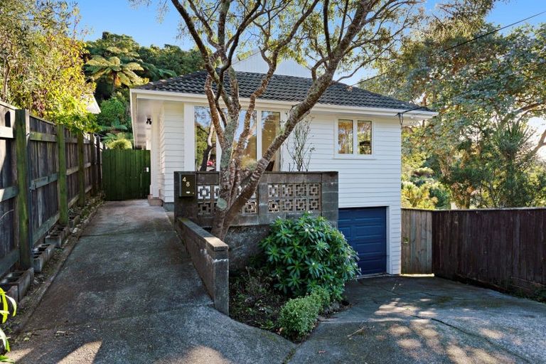 Photo of property in 48 Homewood Crescent, Karori, Wellington, 6012