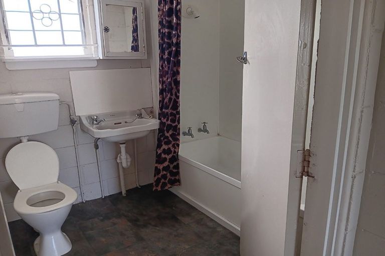 Photo of property in 217-219 Nikau Street, Saint Leonards, Hastings, 4120