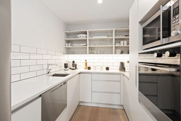 Photo of property in 36 Boocock Crescent, Orewa, 0931