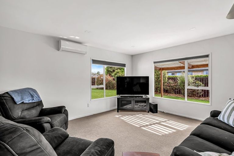 Photo of property in 22 Kowhai Street, Oxford, 7430