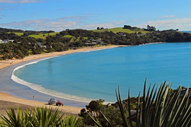 Photo of property in 21 Gazelle Way, Langs Beach, Waipu, 0582