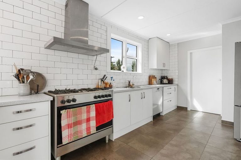 Photo of property in 33 Revans Street, Featherston, 5710