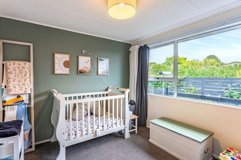 Photo of property in 7 Graham Grove, Waikanae, 5036