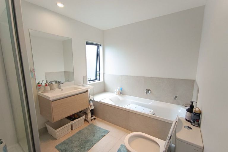 Photo of property in 11 Nuku Place, Manurewa, Auckland, 2102