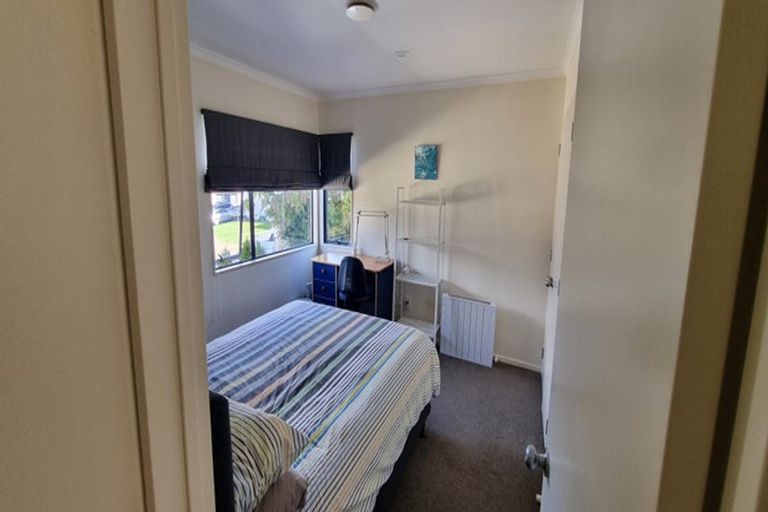 Photo of property in 31b Chieftain Rise, Goodwood Heights, Auckland, 2105