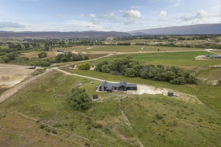 Photo of property in 69 Gartley Lane, Springvale, Alexandra, 9393