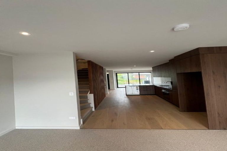 Photo of property in 7c Windlass Street, Long Bay, Auckland, 0630