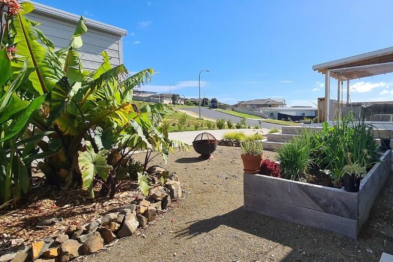 Photo of property in 34a Weka Street, Mangawhai, 0505