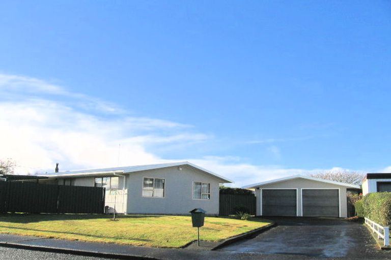 Photo of property in 4 Hull Street, Flaxmere, Hastings, 4120