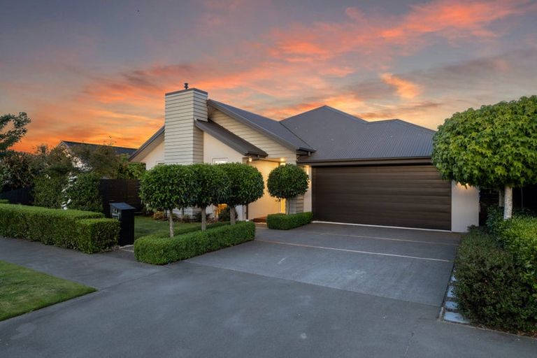 Photo of property in 84 Metehau Street, Marshland, Christchurch, 8083