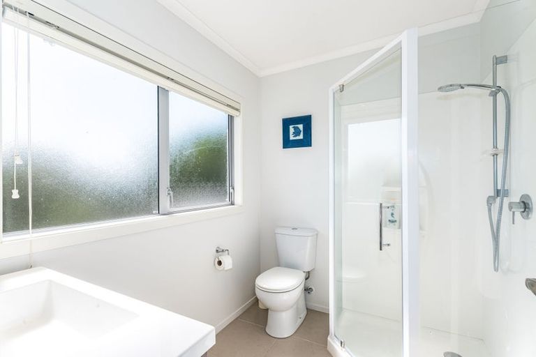 Photo of property in 19 Tongariro Drive, Aotea, Porirua, 5024