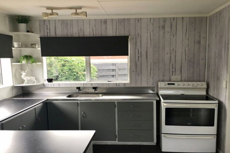 Photo of property in 94 Lincoln Street, Ashhurst, 4810