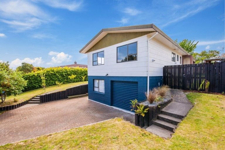 Photo of property in 27 Saint James Street, Richmond Heights, Taupo, 3330