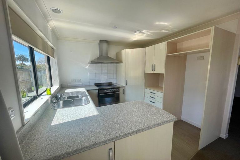 Photo of property in 8 Ian Peter Way, Otaki, 5512