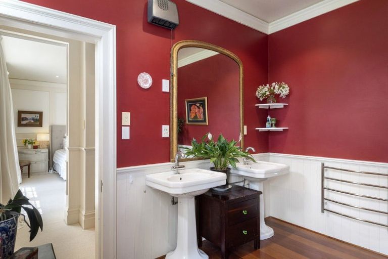 Photo of property in 75 Sutton Road, Brookby, Manurewa, 2576