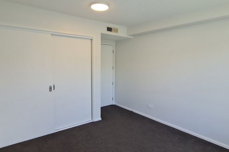 Photo of property in 7/232 Main Road, Tawa, Wellington, 5028