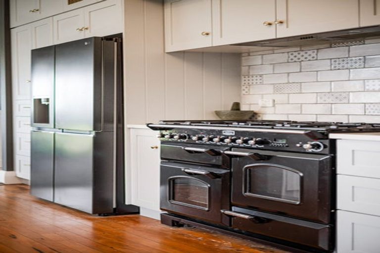 Photo of property in 147 Mcleod Road, South Head, Helensville, 0874