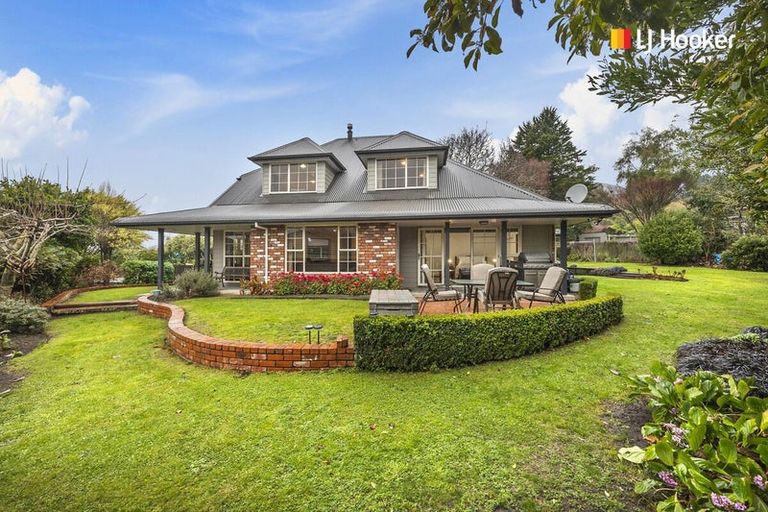 Photo of property in 4 Jaffray Drive, East Taieri, Mosgiel, 9024