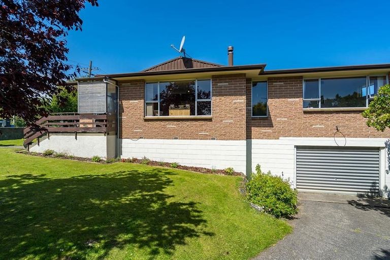Photo of property in 7 Unsworth Street, Green Island, Dunedin, 9018