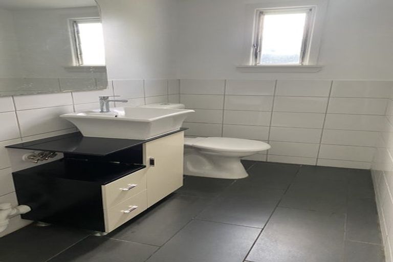 Photo of property in 34 Cheviot Street, Spreydon, Christchurch, 8024