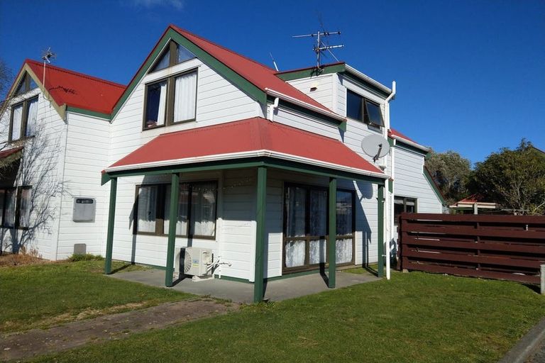 Photo of property in Princeton Gardens, 21/58 Cuba Street, Petone, Lower Hutt, 5012