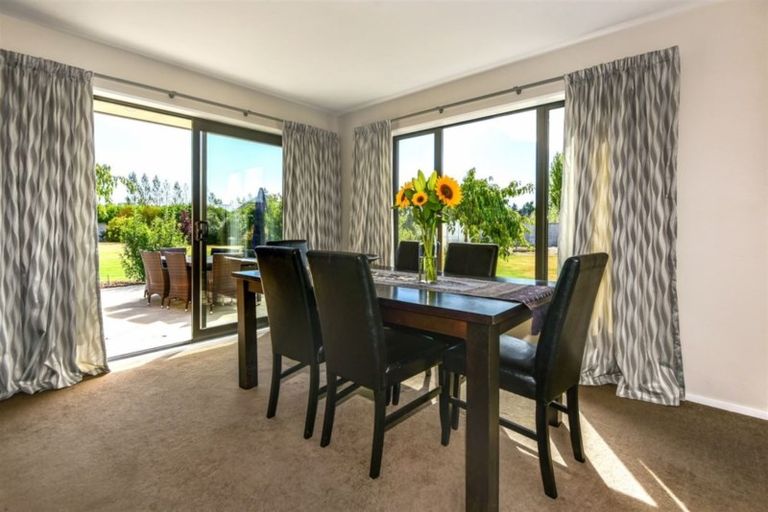 Photo of property in 2 Jacks Drive, West Melton, 7618