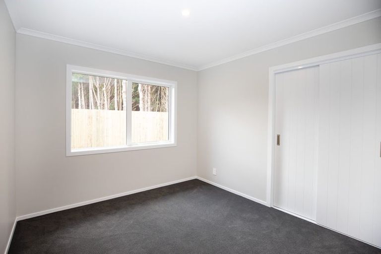 Photo of property in 21 Te Ara O Roimata, Wainuiomata, Lower Hutt, 5014