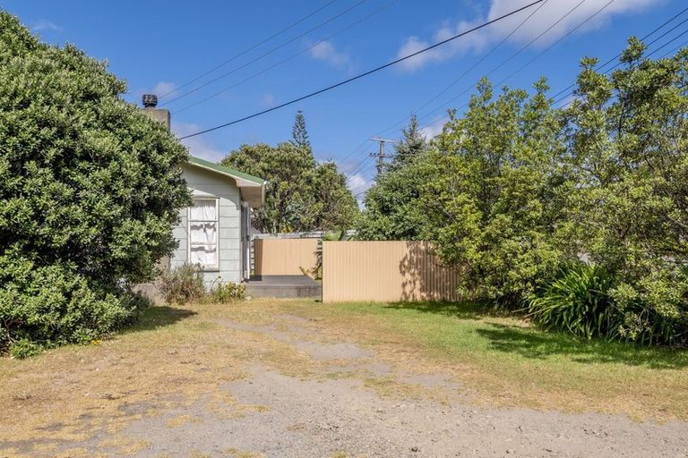 Photo of property in 40 Field Way, Waikanae Beach, Waikanae, 5036