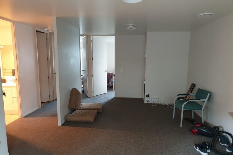 Photo of property in 77 Carrington Avenue, Silverdale, Hamilton, 3216