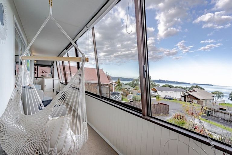 Photo of property in 12 Moana Terrace, Snells Beach, 0920