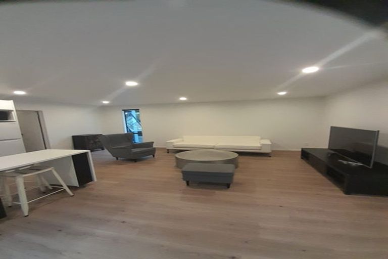 Photo of property in 12 Hazel Glen, Bayview, Auckland, 0629