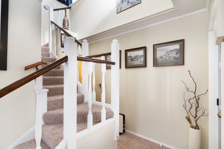 Photo of property in 20 Jellicoe Street, Greytown, 5712