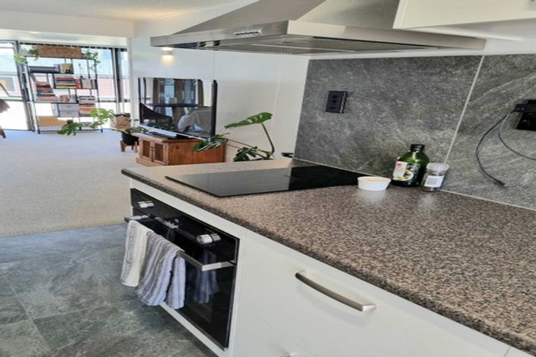 Photo of property in 40m Maunganui Road, Mount Maunganui, 3116