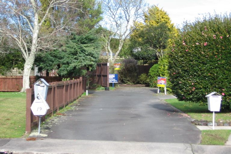 Photo of property in 19 Seamer Place, St Andrews, Hamilton, 3200