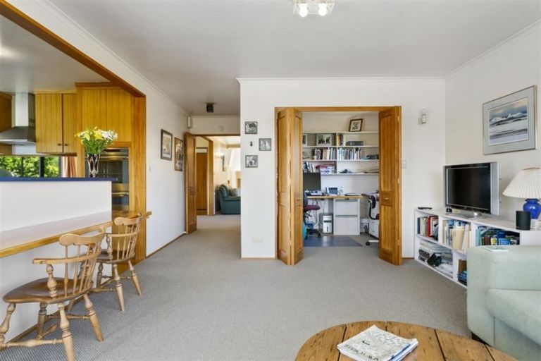 Photo of property in 20 Golders Place, Richmond Heights, Taupo, 3330