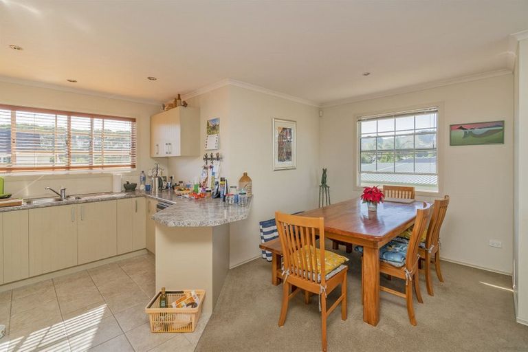 Photo of property in 5 Wells Place, Whitianga, 3510